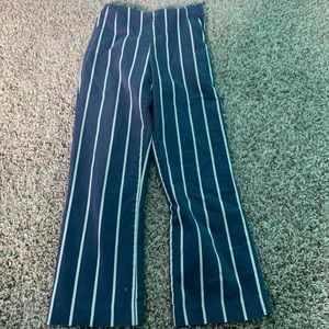 H&M Capri pants